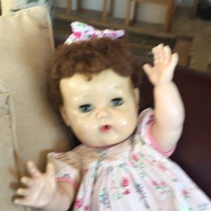 Meet your Posher, Marilyn